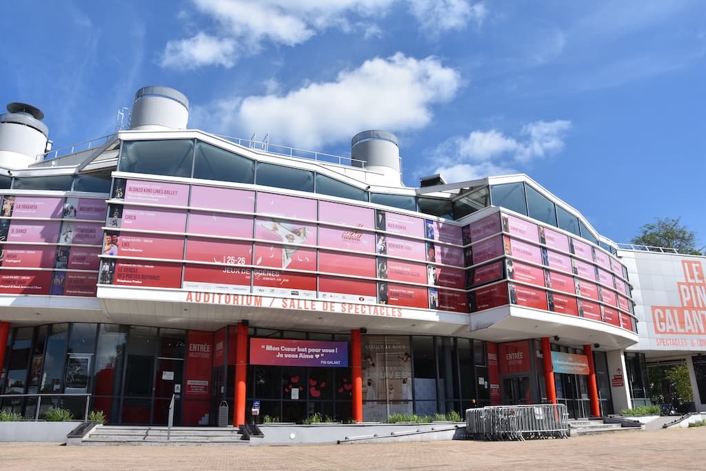 À Mérignac, le Pin Galant dévoile sa foisonnante programmation pour la saison 2025-2026