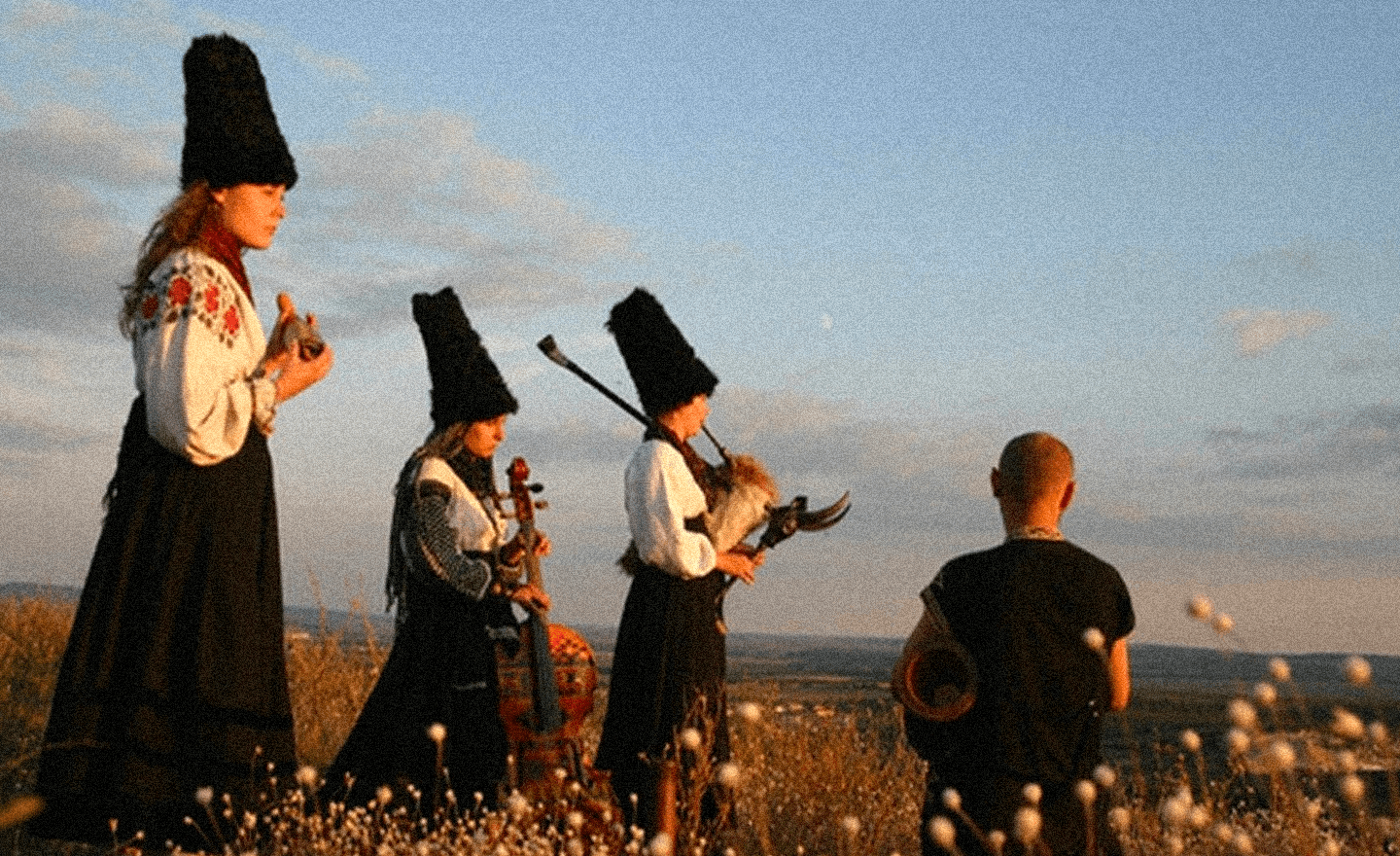 Dakhabrakha, groupe Ukrainien, en concert à Cenon, Mont-de- Marsan et Poitiers