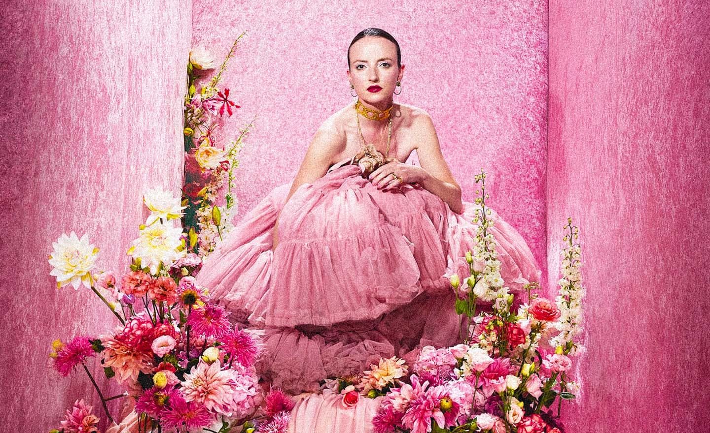 À la une ce mois-ci : Irène Drésel en majesté florale