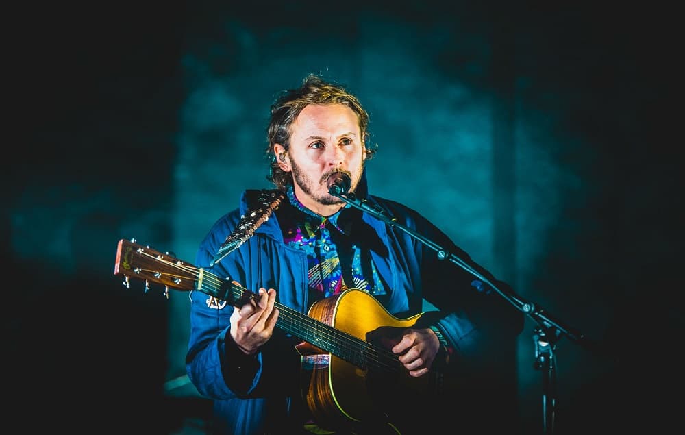 Un héros de la folk anglaise arrive au Rocher de Palmer