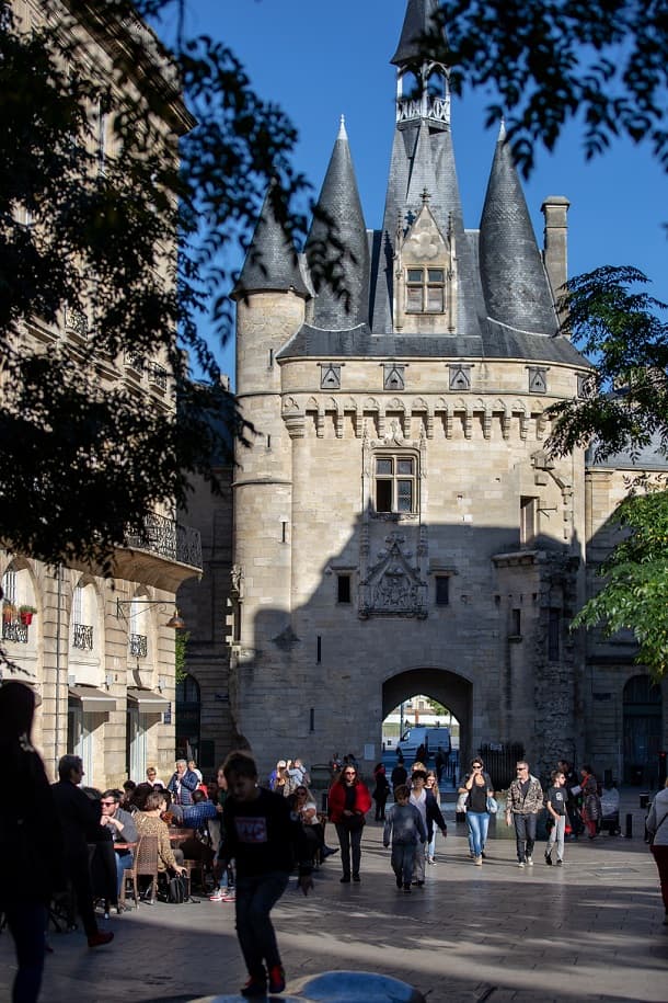 La porte Cailhau, emblème renouvelé de Bordeaux