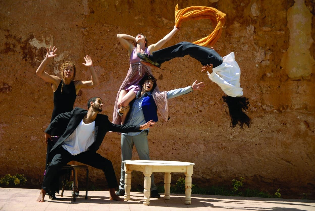 Le cirque à la fête à Bègles avec la compagnie Cabas