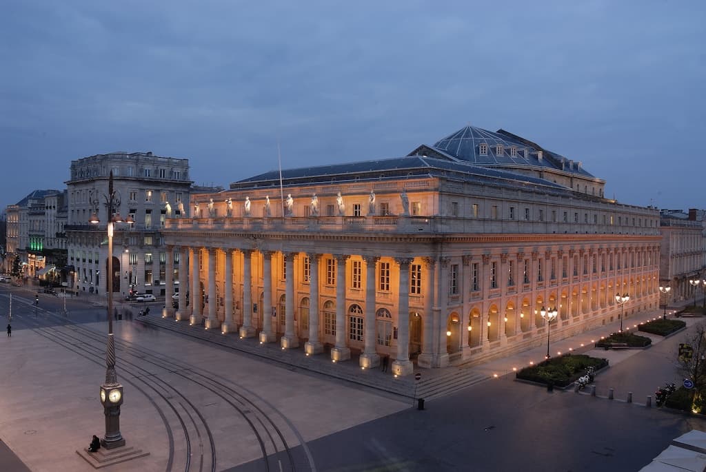Opéra de Bordeaux : la saison 2025-2026 joue la carte de l’amour