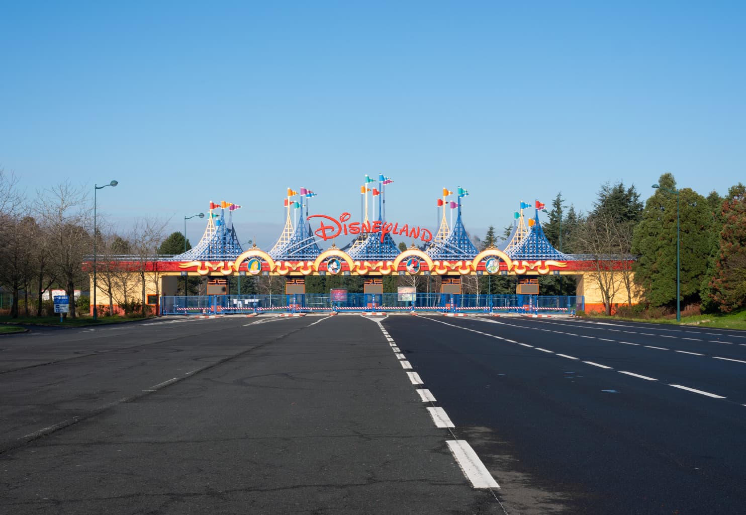 Walt Disney s’expose en grand sur les murs d’Arc en Rêve au CAPC à Bordeaux