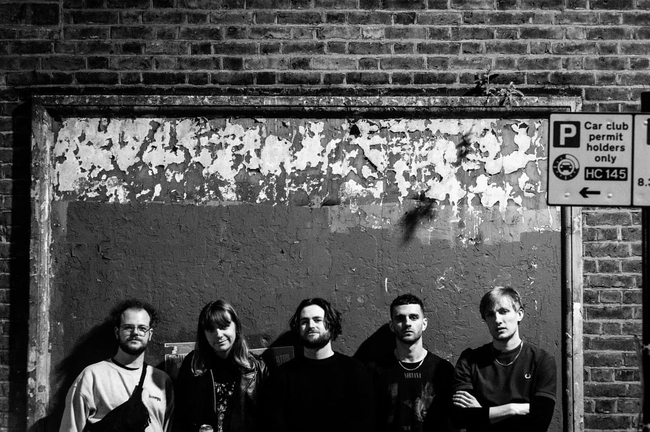 Musique :  le groupe punk DITZ, guns of Brighton
