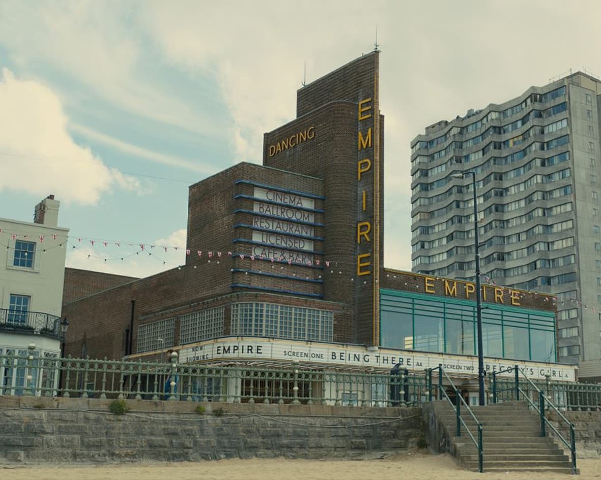 Les salles de cinéma à « la croisée du cinéma et de l’architecture » célébrées au FIFAAC