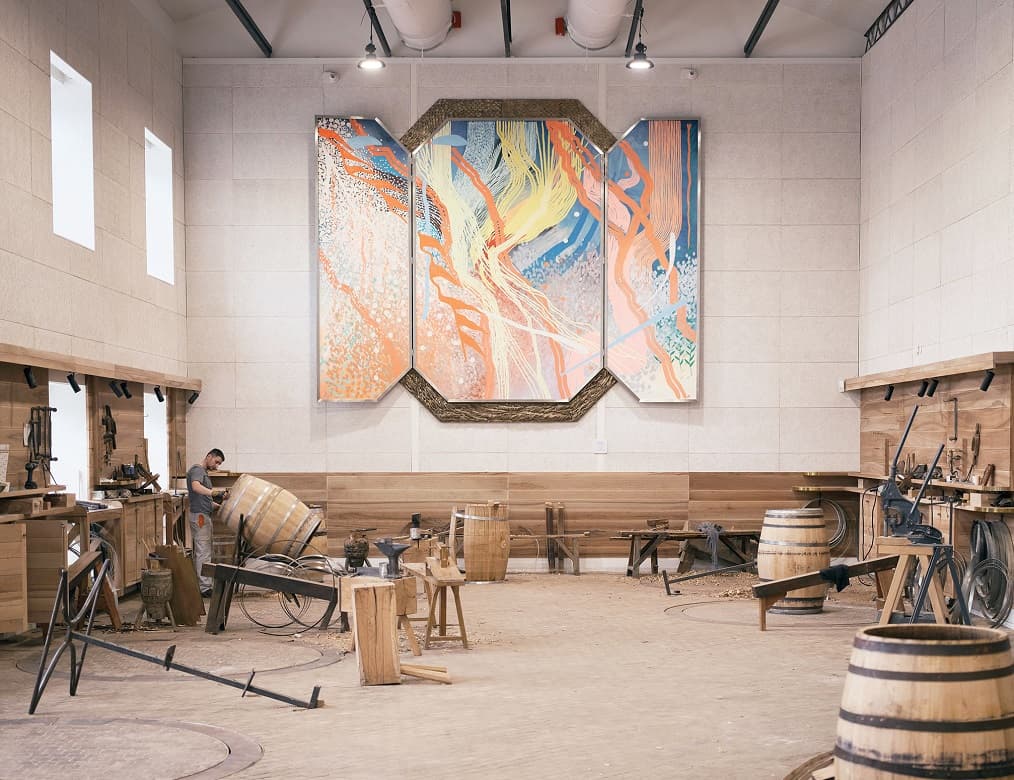 Avec « Destination Tonnellerie », la maison Hennessy avance au fût et à mesure