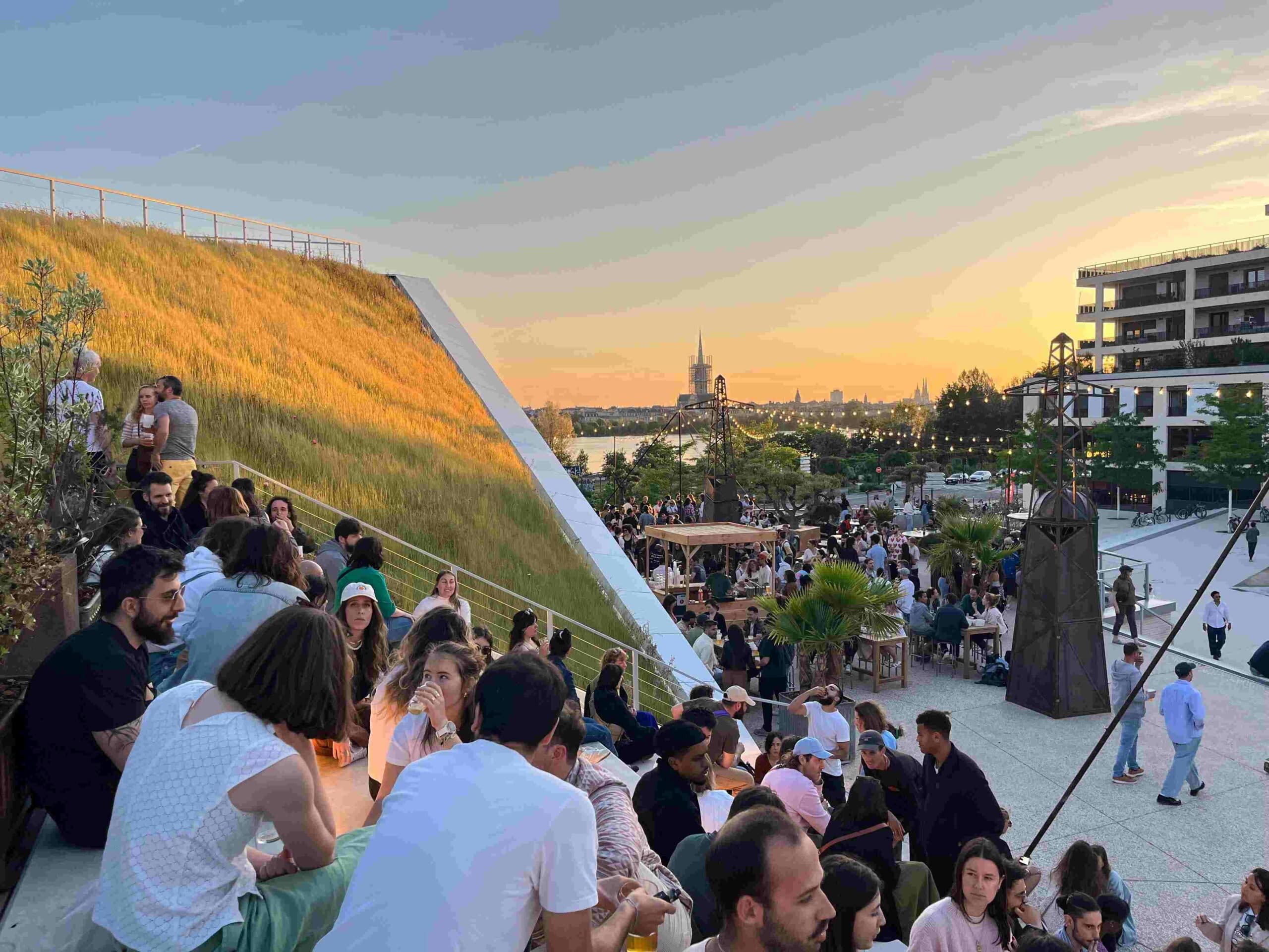 Bien public, le nouveau lieu de vie en vogue à Bordeaux